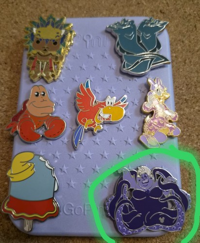 Disney pin trading pack - disney,