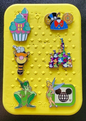Disney trading pins - -,