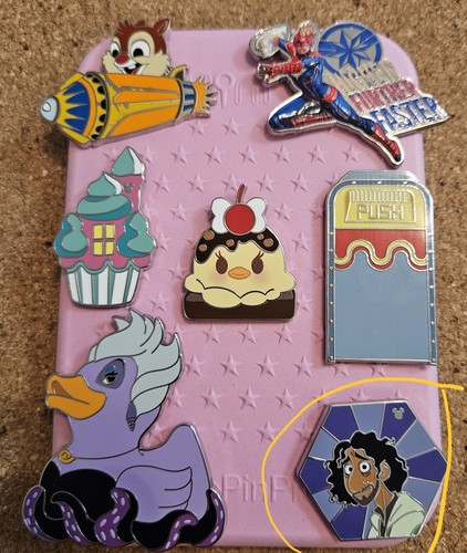 Disney pin trading pack with - disney,
